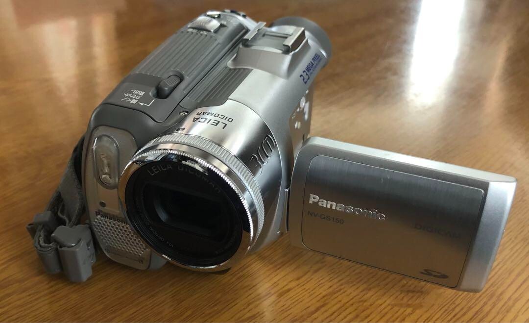 パナソニック デジタルビデオカメラ シルバー NV-GS400K-S