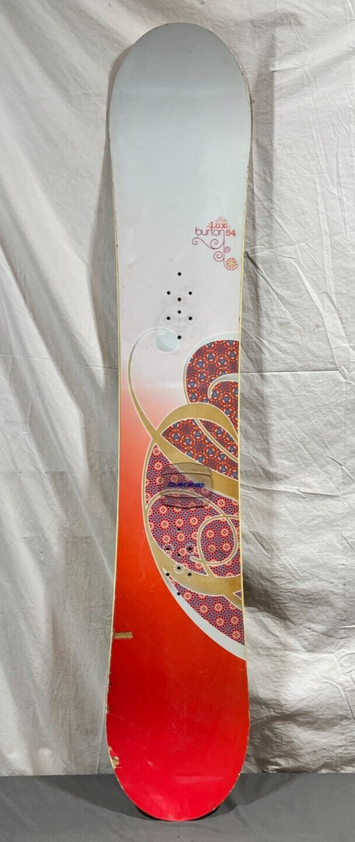 Burton Lux 154cm Twin-Tip All-Mountain Women's Snowboard Deck 3D