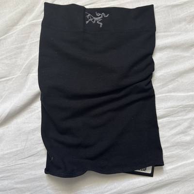 Arc'teryx Rho Lightweight Wool Neck Gaiter - Black NWT Ships Same
