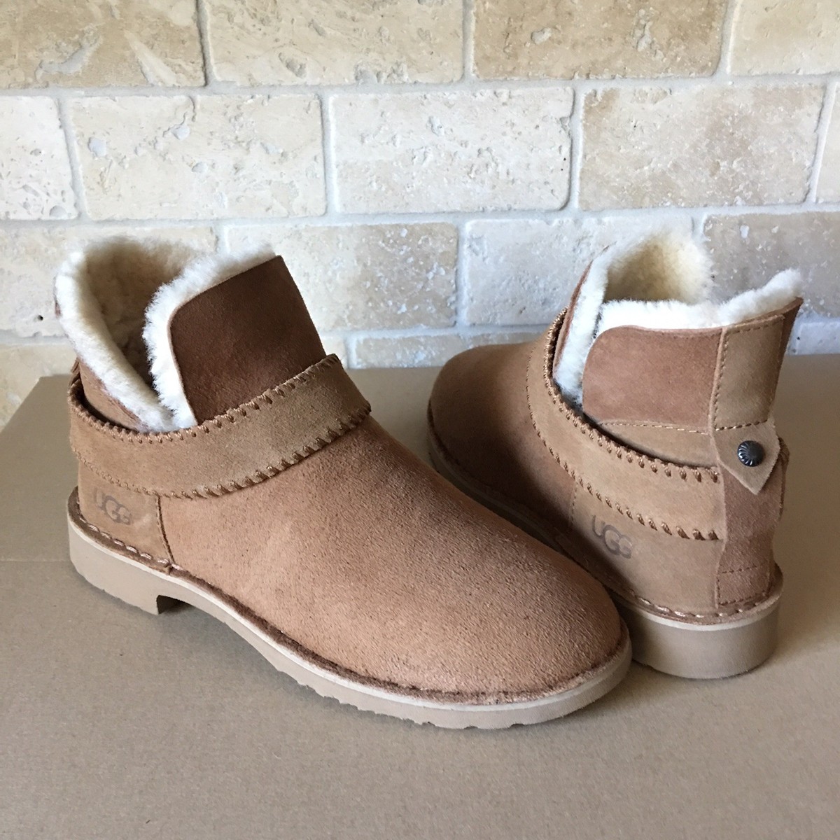 UGG Mckay Chestnut Suede Sheepskin Ankle Mini Boots Booties Shoes