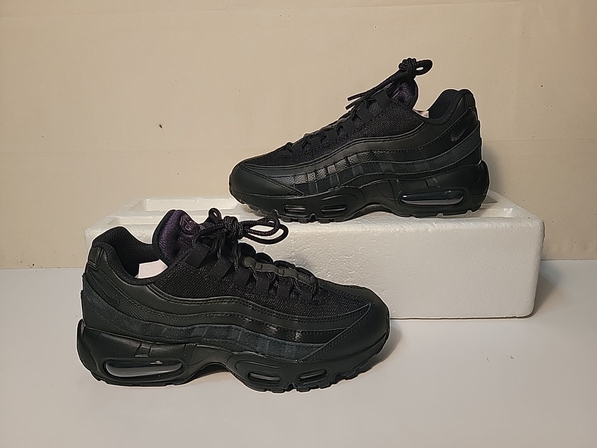 NIKE MEN'S AIR MAX 95 ESSENTIAL 