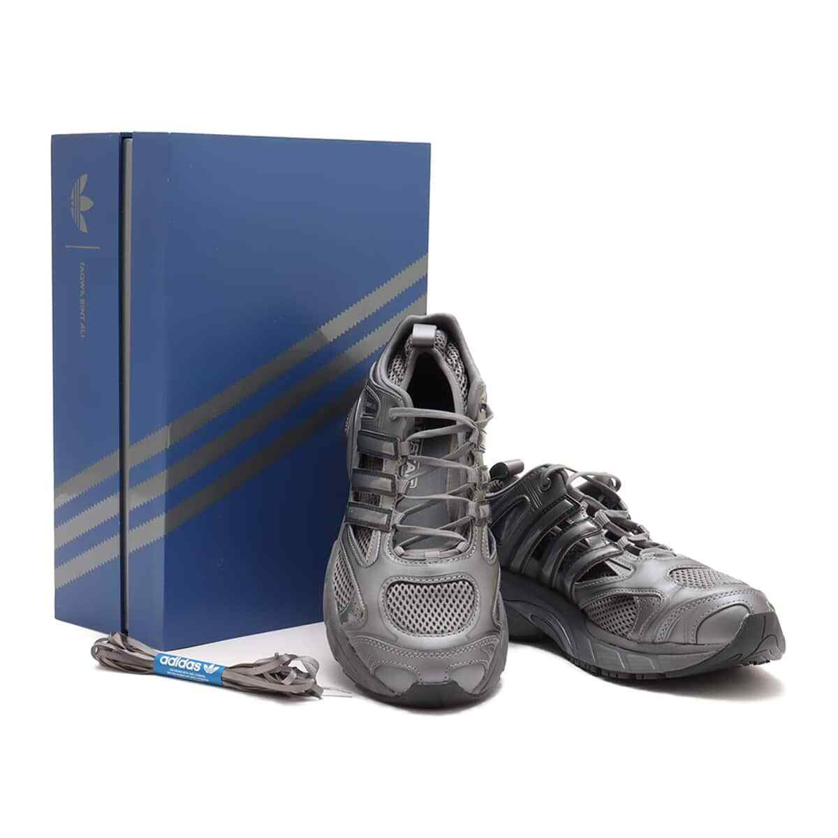 IH8562 Taqwa Bint Ali adidas Originals Adistar Pose Iron Metallic