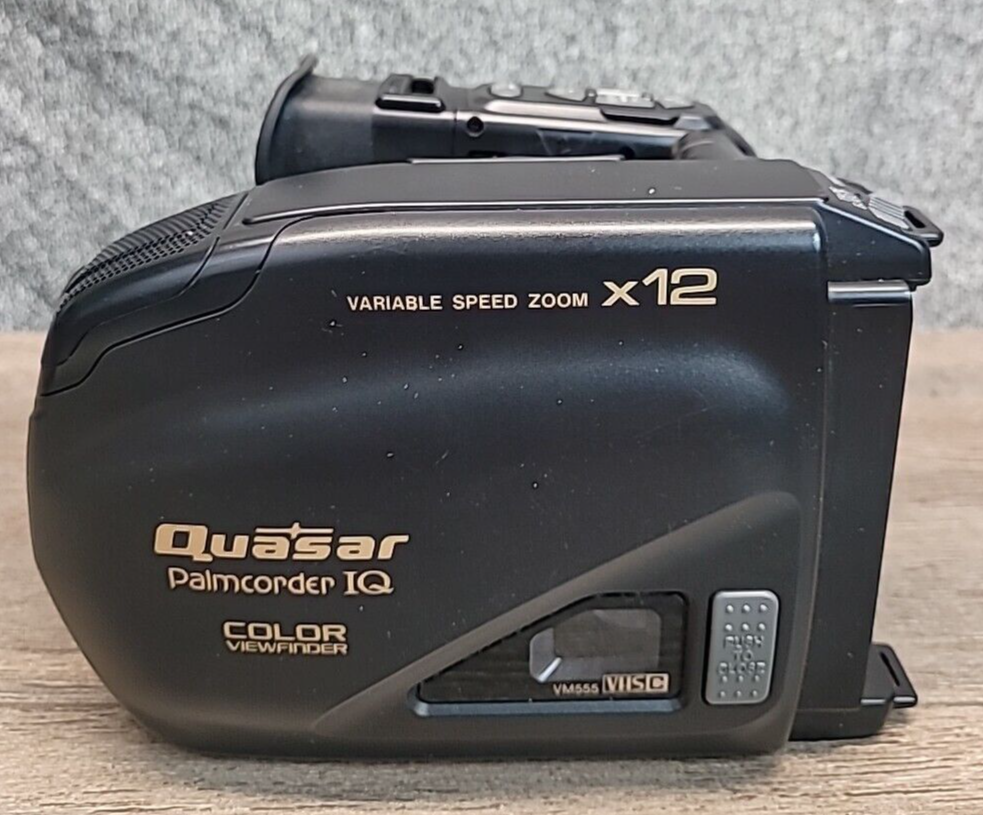 Quasar VM555 Palmcorder IQ VHSC 12x Zoom Video Recorder w/ Battery