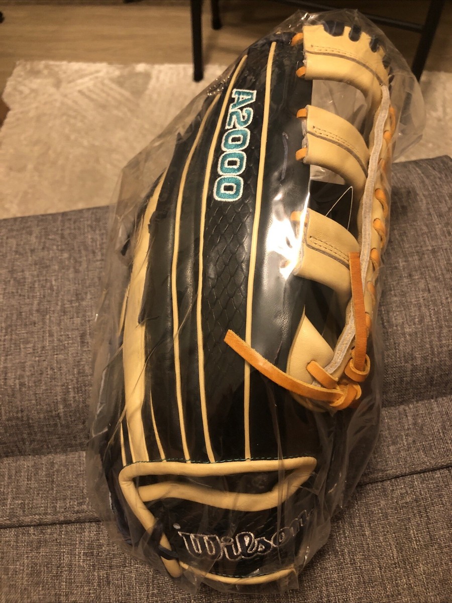 2024 Wilson A2000 JR44 12.75