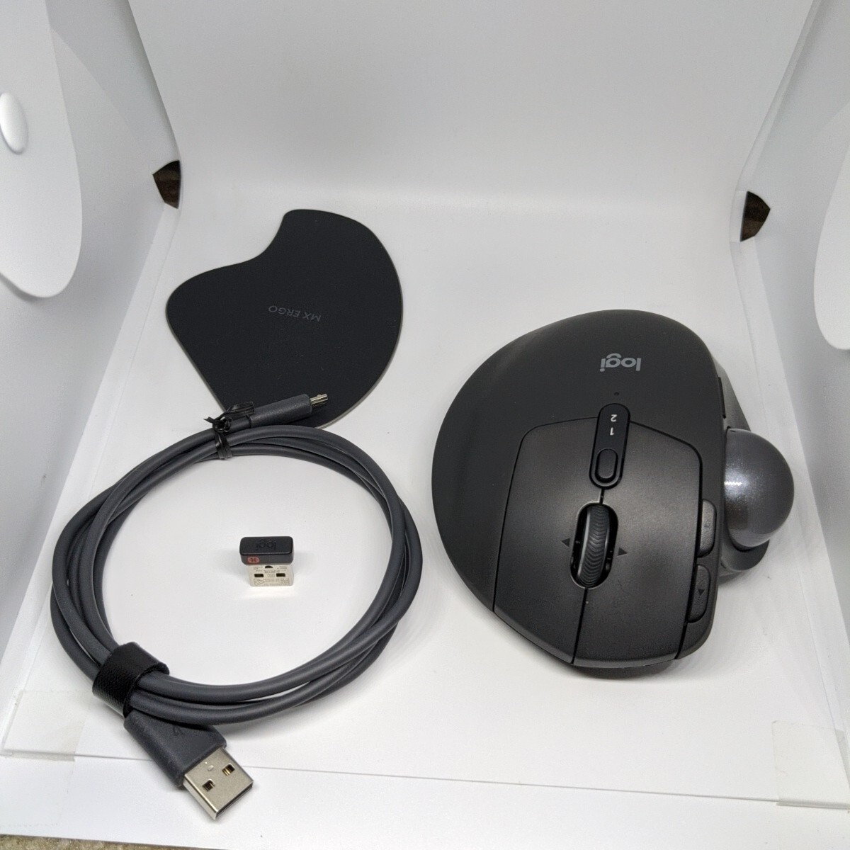 Logitech MX Ergo Rechargeable Wireless Trackball Mouse M-R0065 +