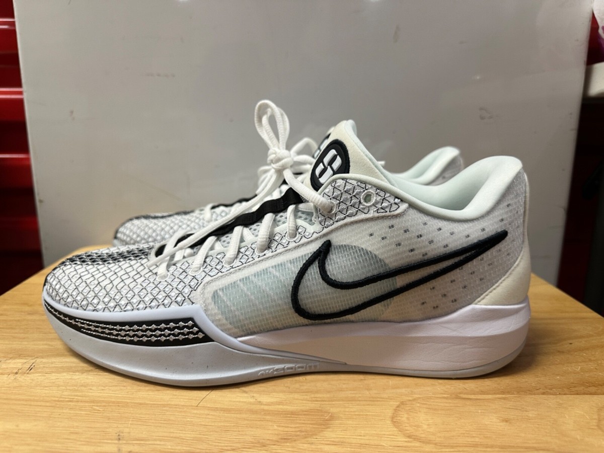 Nike Sabrina 1 Magnetic White Black Grey FQ3381-103 Used Women's