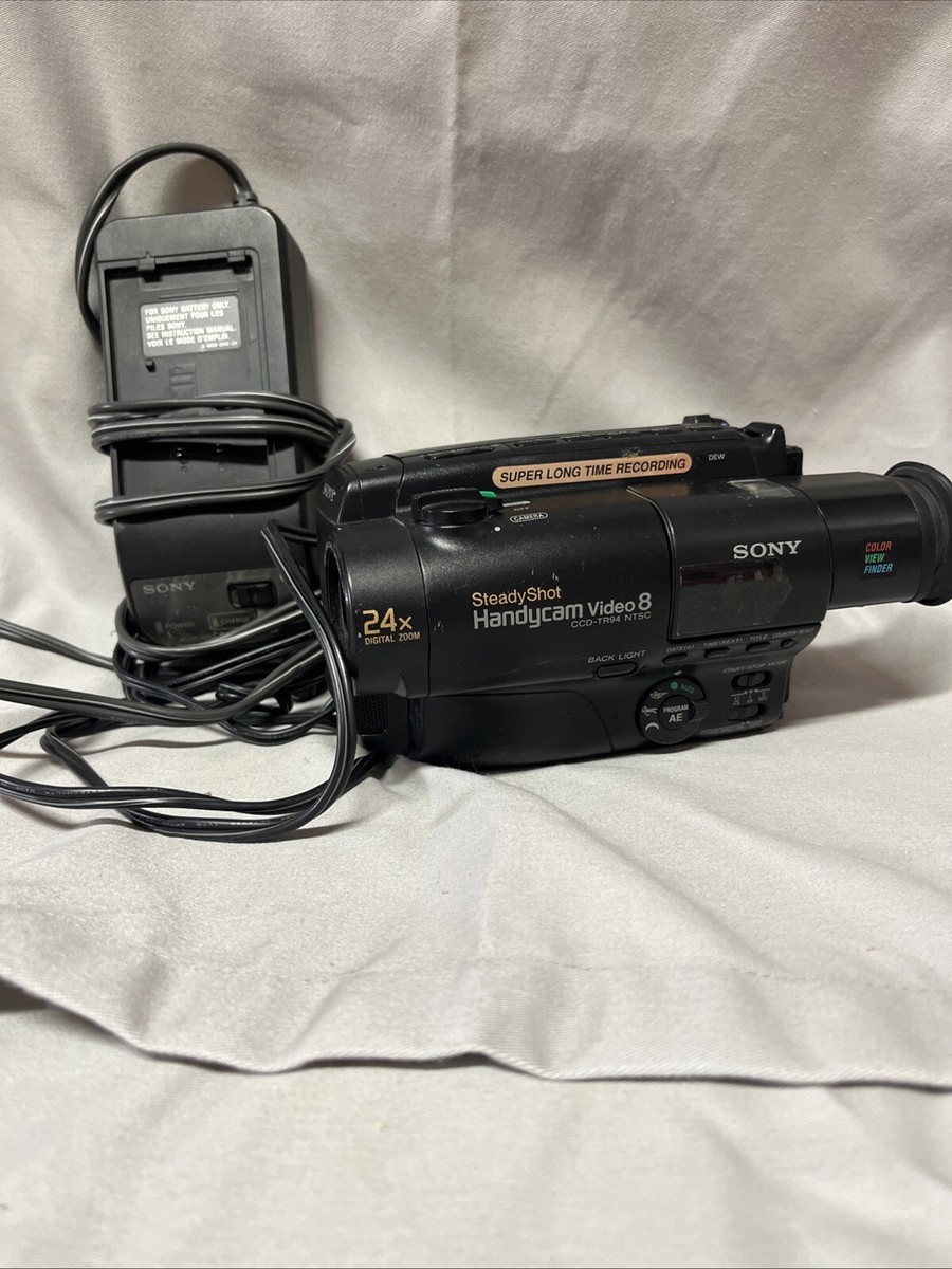 Sony SteadyShot Handycam Video 8 CCD-TR94 Camcorder With Charger
