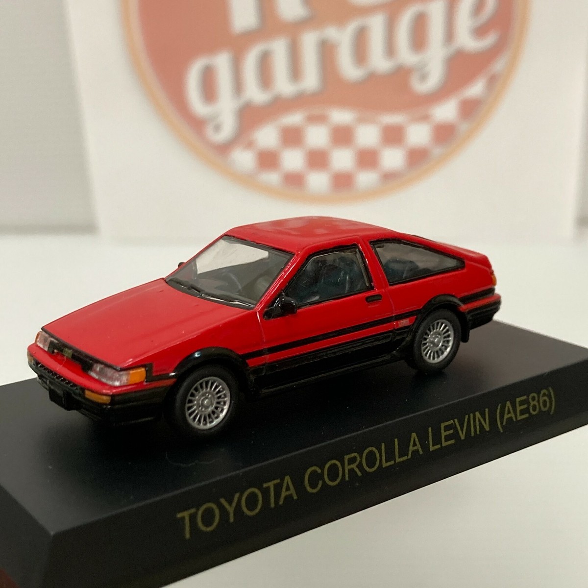 Kyosho 1/64 Toyota COROLLA LEVIN TRUENO AE86 Initial-D Minicar