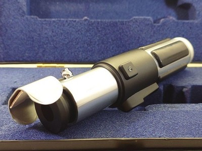 Master Replicas MR SW-104 Star Wars Yoda Lightsaber 1/1 Scale w