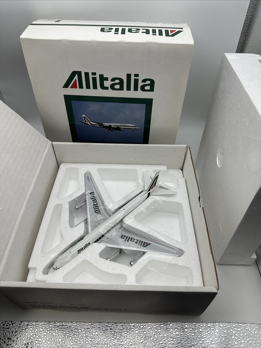 Very Rare Inflight 200 Alitalia DC-8-62, 1:200, Retired, MODEL