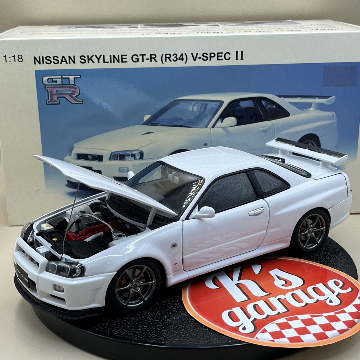 AUTOart 1/18 Nissan Skyline R34 V-Spec II White Upgraded