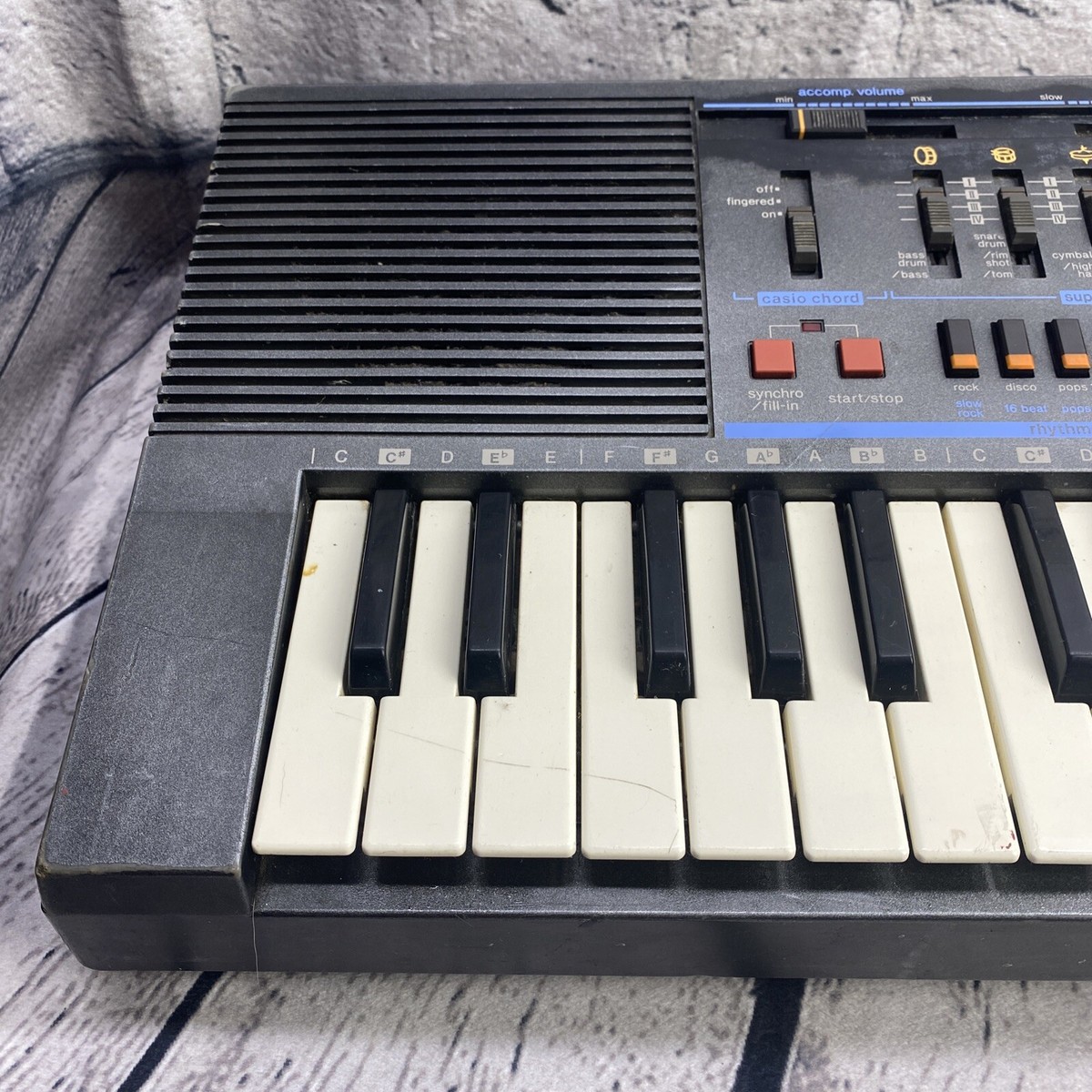 Vintage Casiotone MT-500 Electronic Keyboard Synthesizer w Casio