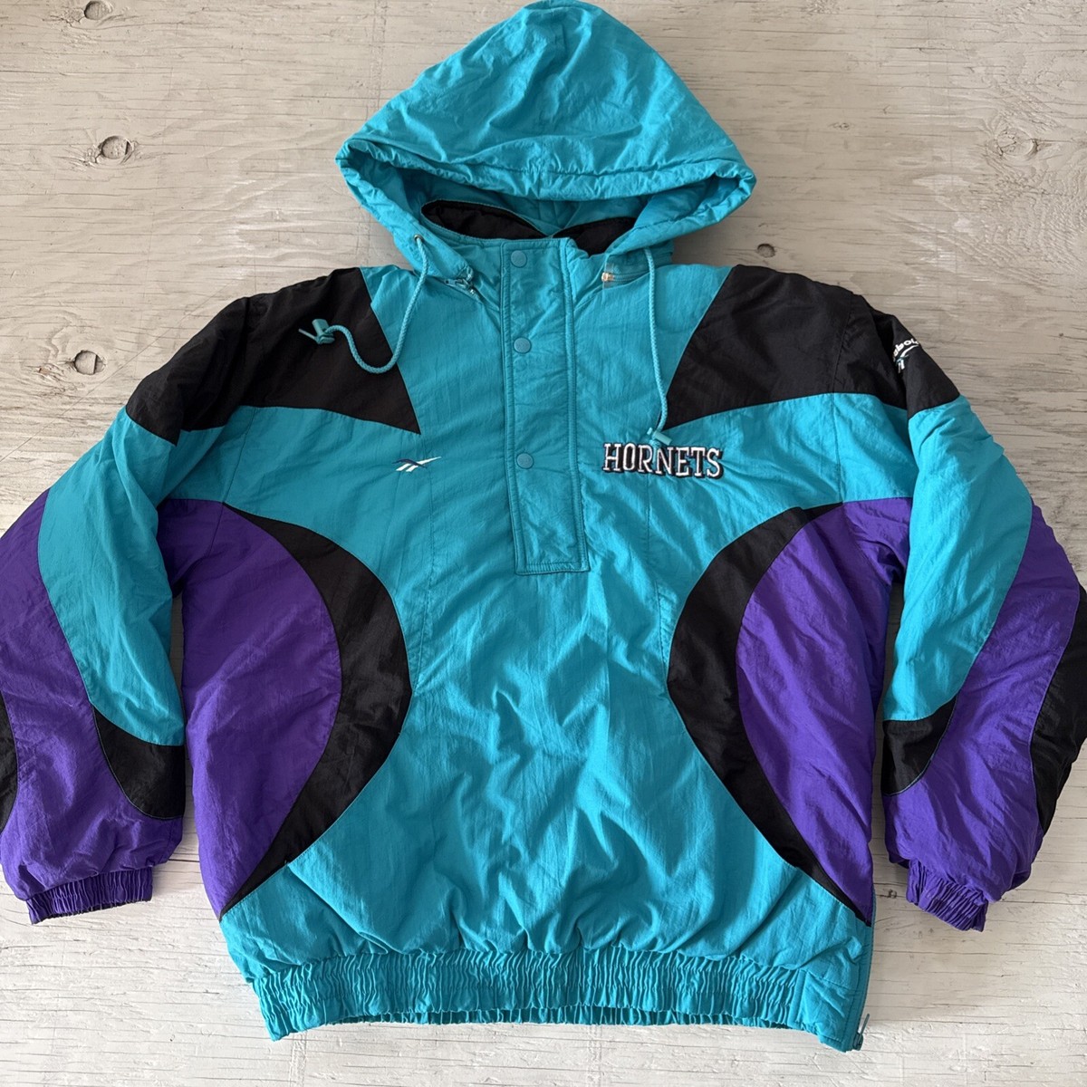 Vintage 90s NBA Reebok Charlotte Hornets 1/2 Zip Pullover Hooded