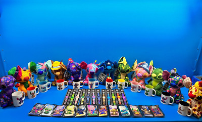 レア！Stitch CrashesDisney☆ピンバッジ全12種&ホルダー1冊 レア