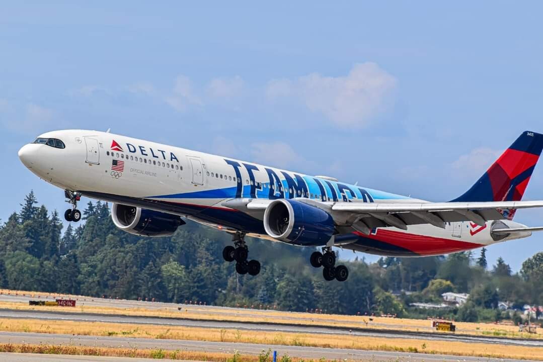 NEW GEMINI JETS 1:200 scale DELTA AIRLINES A330-900 TEAM USA 2024