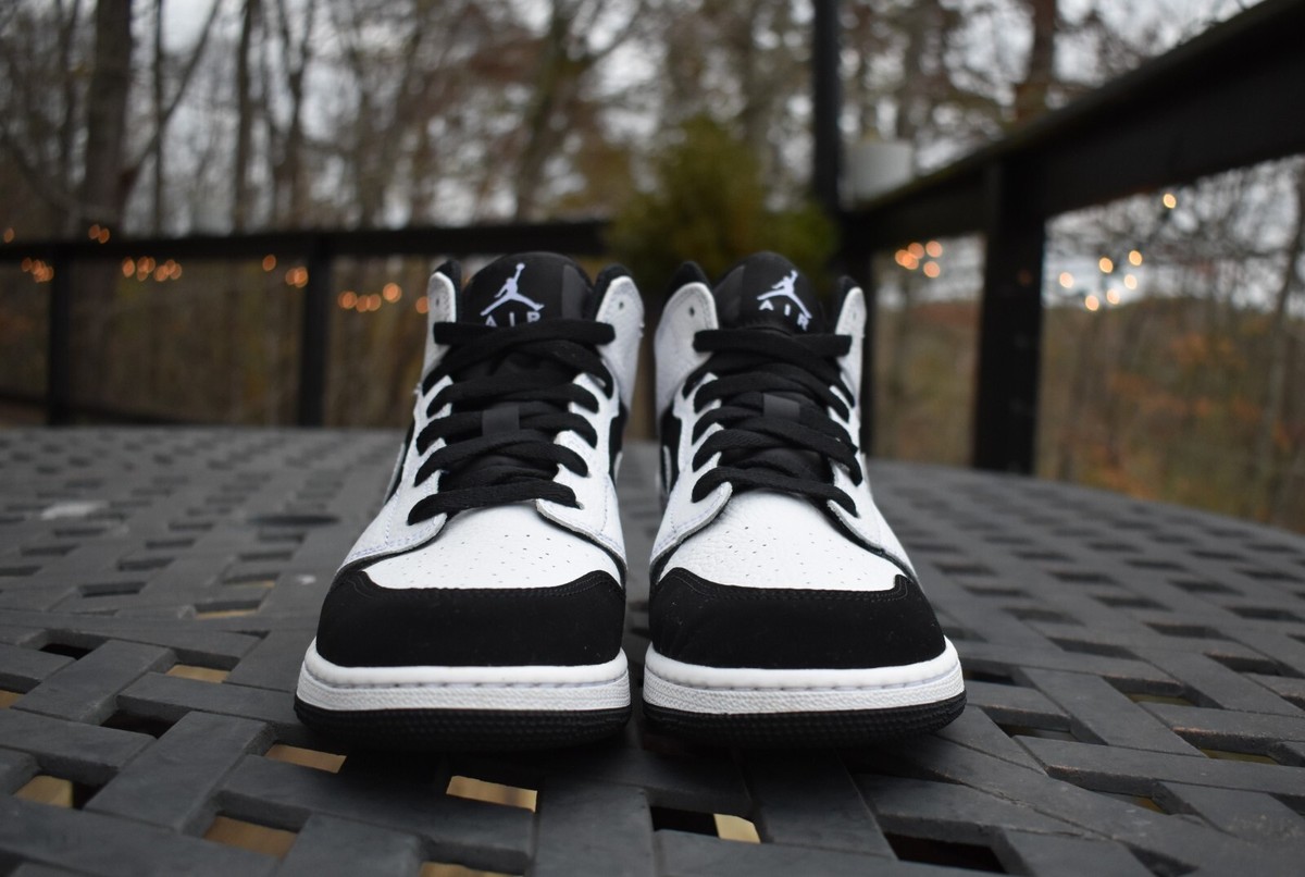 Nike Air Jordan 1 Retro Mid GS 'White' 2018 554725-113 Youth Size