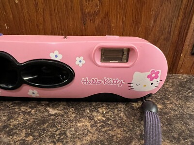 2000 Polaroid Sanrio Hello Kitty Instant Pocket Camera i-zone