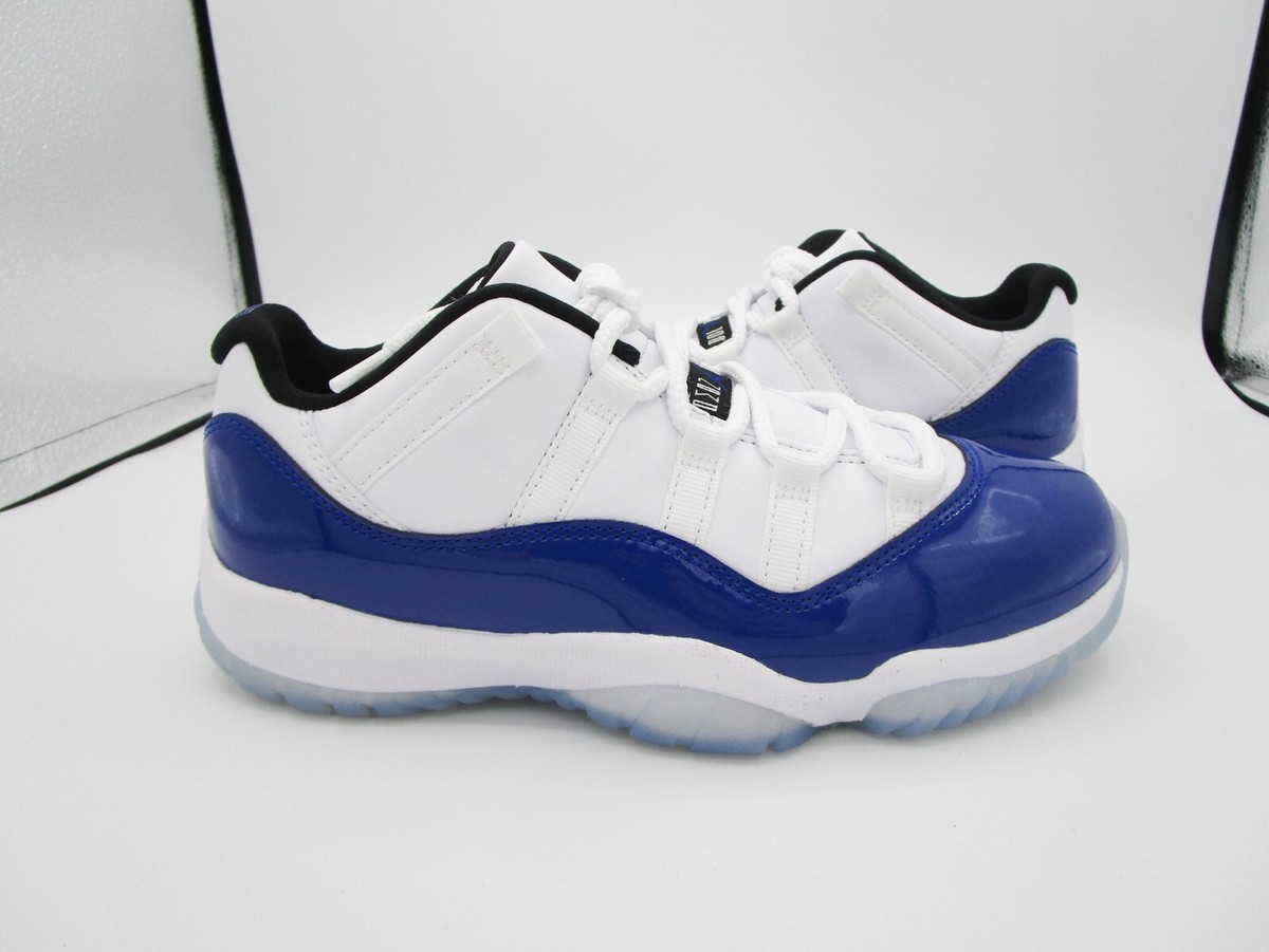 Nike Air Jordan 11 Retro Low White Womens 7.5 Blue White Concord