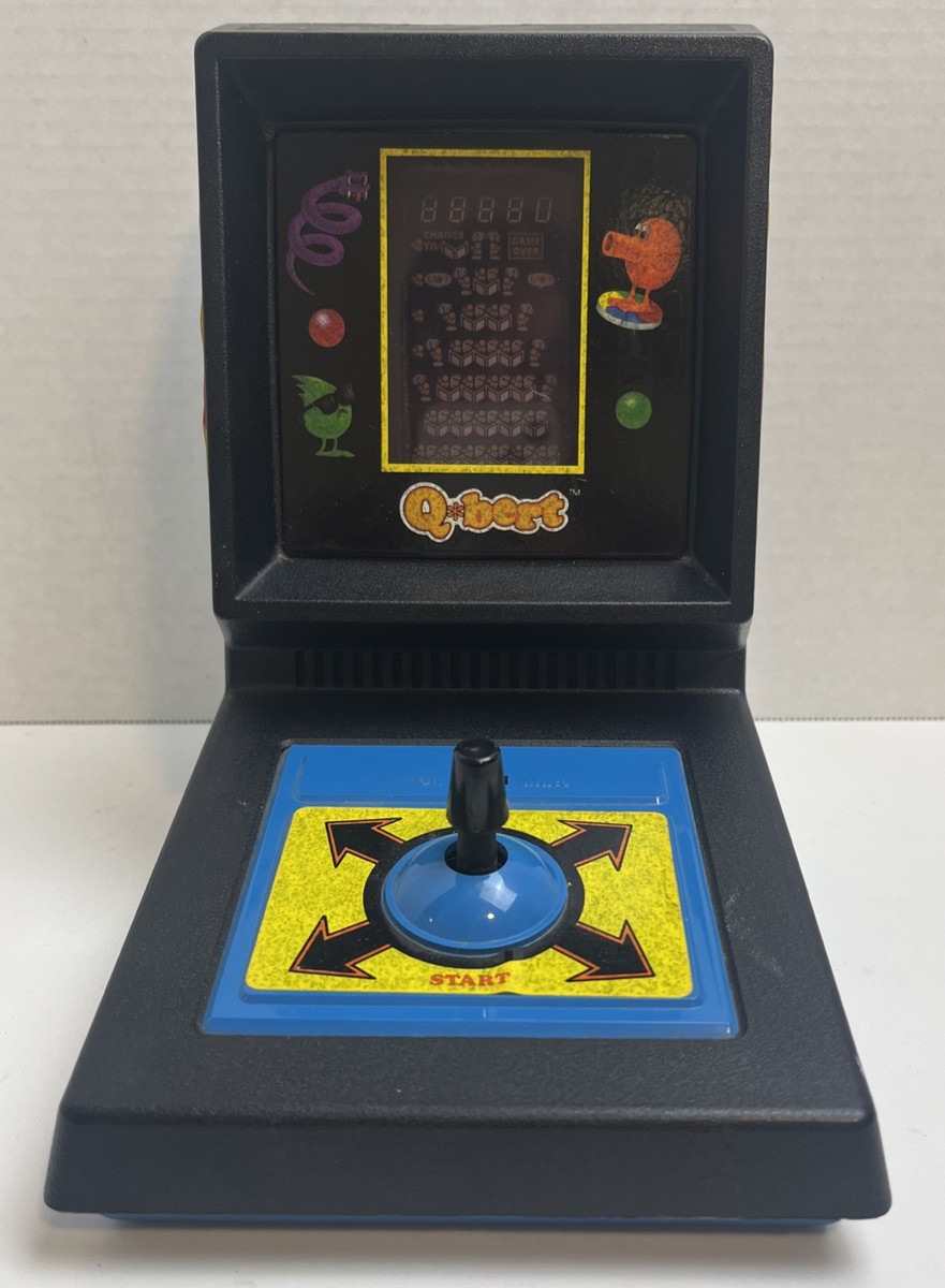Vintage 1983 Parker Brothers QBert Tabletop Mini Arcade Game 80s