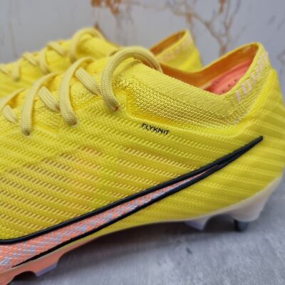 Nike Zoom Mercurial Vapor 15 Elite SG-PRO Yellow Football Boots