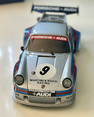 AUTO ART MILLENNIUM PORSCHE 911 CARRERA RSR TURBO 2.1 WATKINS GLE