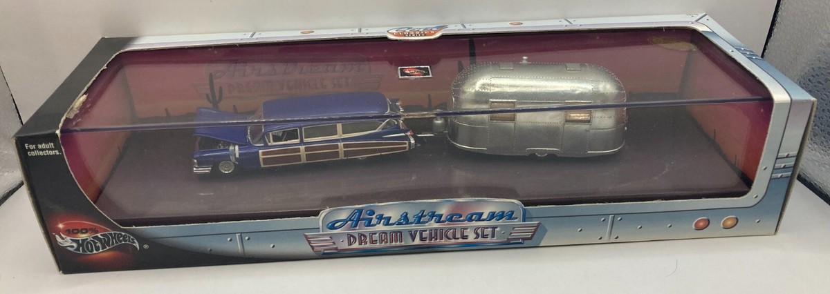 NEW Hot Wheels Collectibles Cool Classics Series Airstream Dream