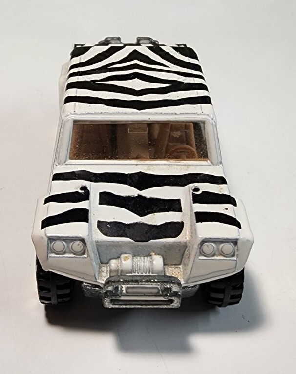 Tomica Tomy #F28 White LAMBORGHINI CHEETAH 1/62 Diecast Jungle