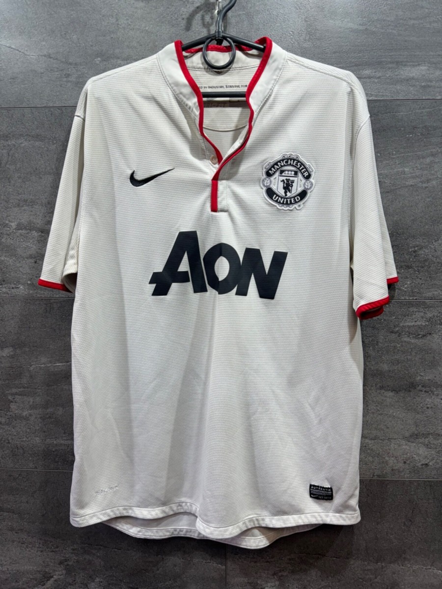 MANCHESTER UNITED 2012 2014 AWAY FOOTBALL SHIRT JERSEY SIZE L NIKE