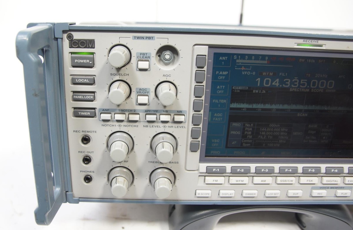 ICOM IC-R9500 SSB, AM, FM (WFM), CW, FSK Communications Receiver