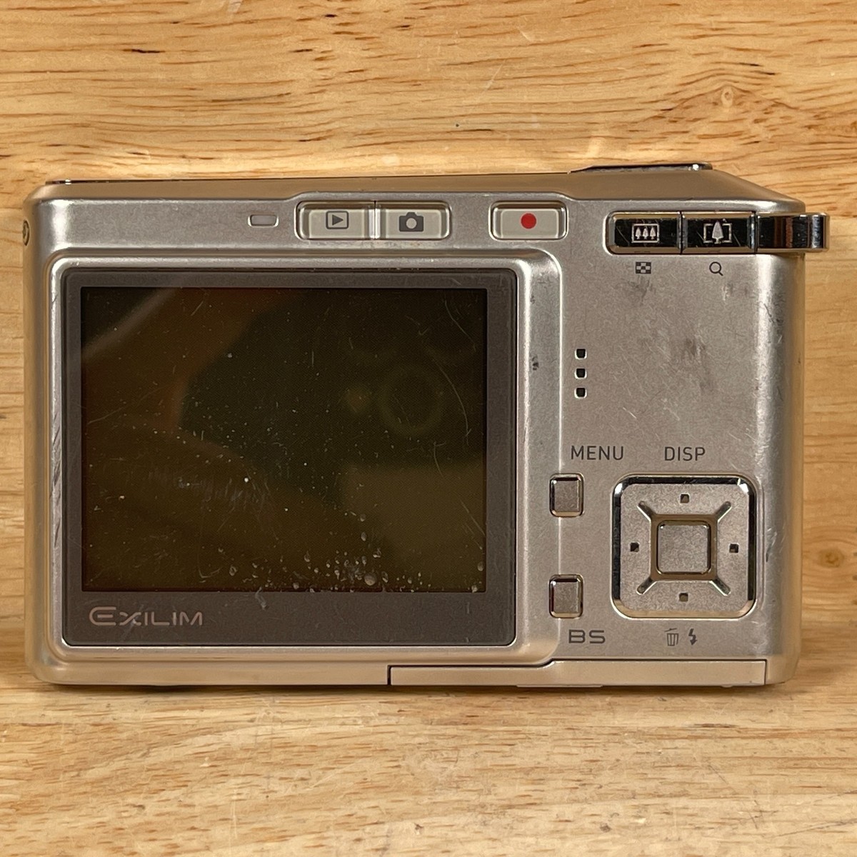 Casio Exilim EX-S600 Digital Camera 2.2