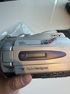 Sony DCR-TRV18 Digital MiniDV Camcorder Record Transfer Watch