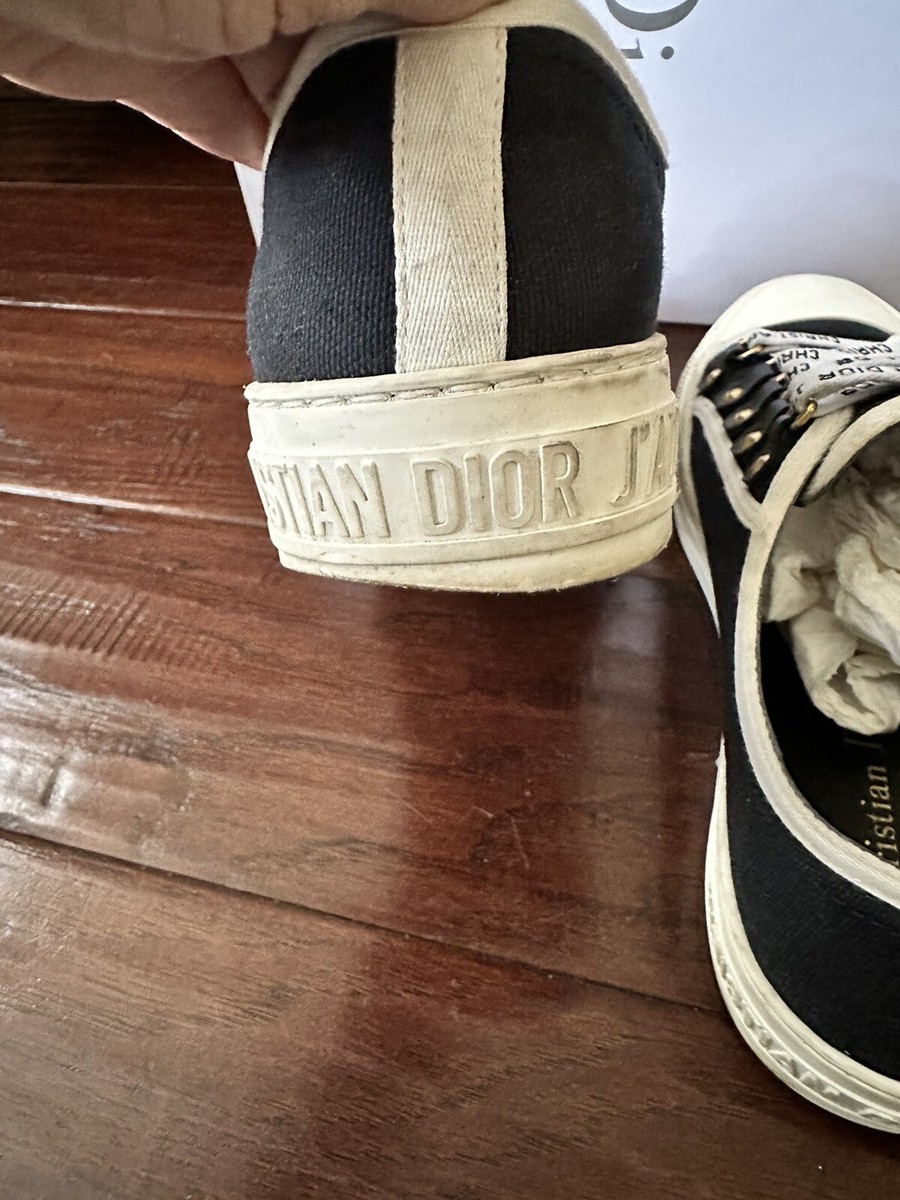 AUTHENTIC CHRISTIAN DIOR Walk N Dior Low Top Sneaker in Black