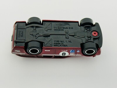 Hot Wheels 2014 SUPER Treasure Hunt 71 DATSUN BLUEBIRD 510 WAGON