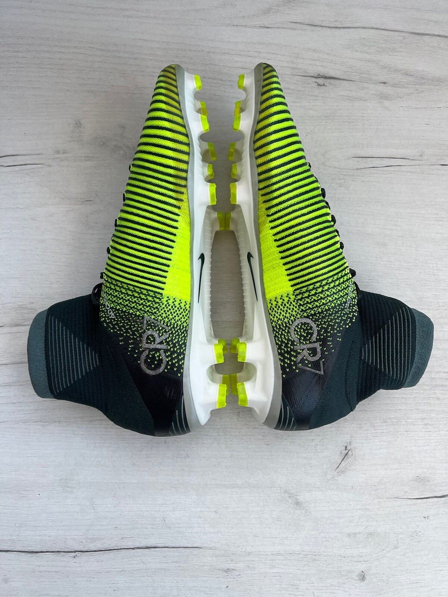 Nike Mercurial Superfly CR7 Green Football Soccer Cleats Boots