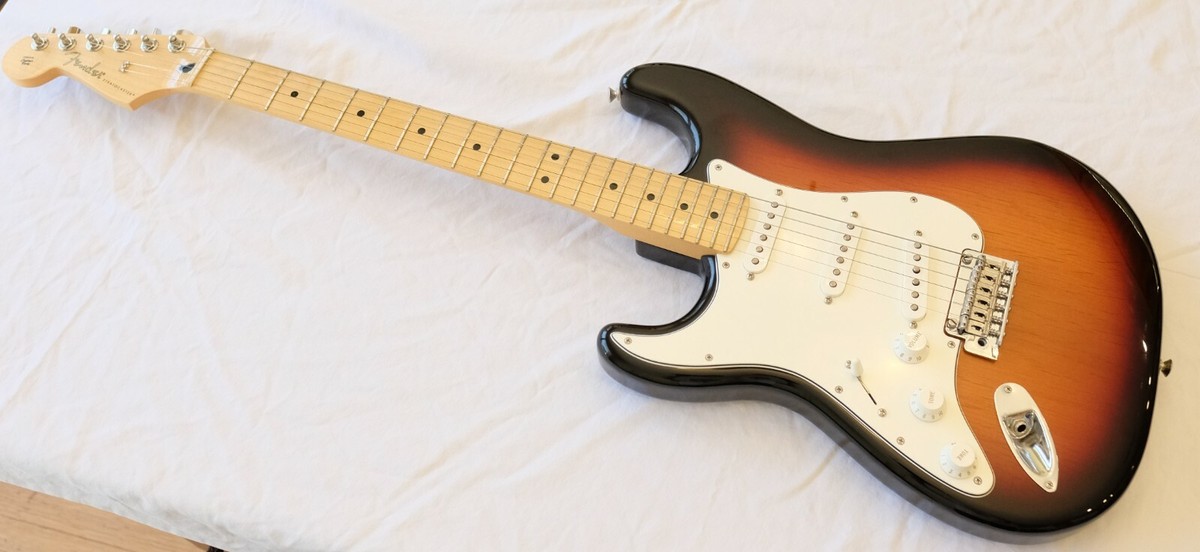 2021 Fender Mexico Stratocaster Sunburst Left Handed Guitar