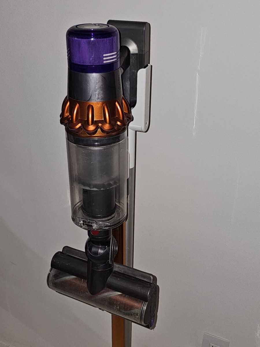 Dyson SV14 Cordless Stick Vacuum Cleaner. | eBay