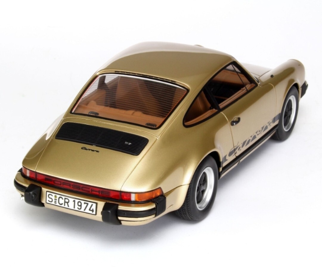 Porsche 911 Carrera 2.7 Gold Met 1974 1:18 GT Spirit GT011ZM