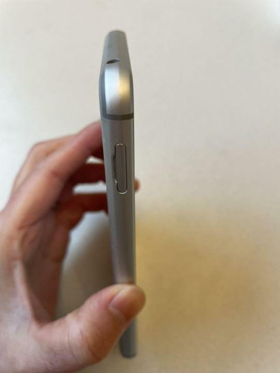 SHARP AQUOS sense3 basic SHV48 Silver Smartphone Android Unlocked