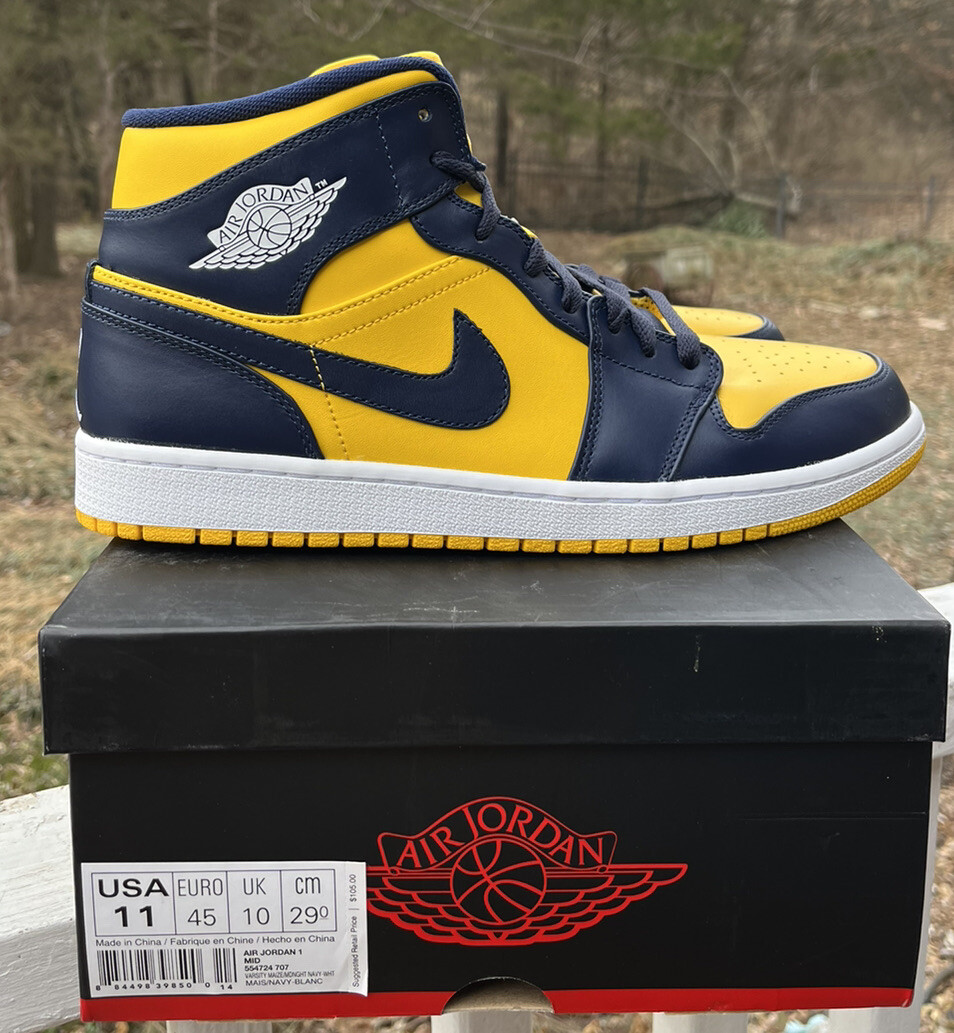 Air Jordan 1 Mid Michigan DS Size 11 Navy Blue Varsity Maize