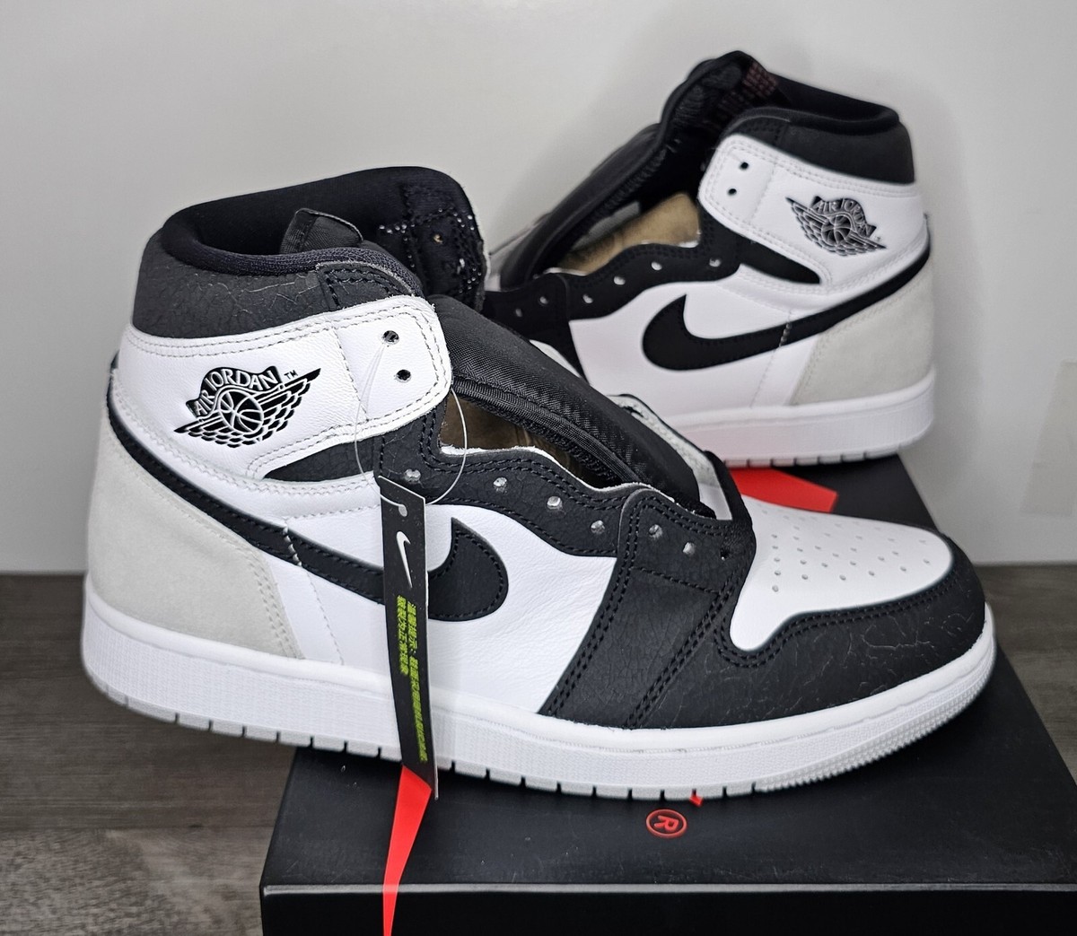 Nike Air Jordan 1 Retro High OG 'Stage Haze' Mens Size 9 Style