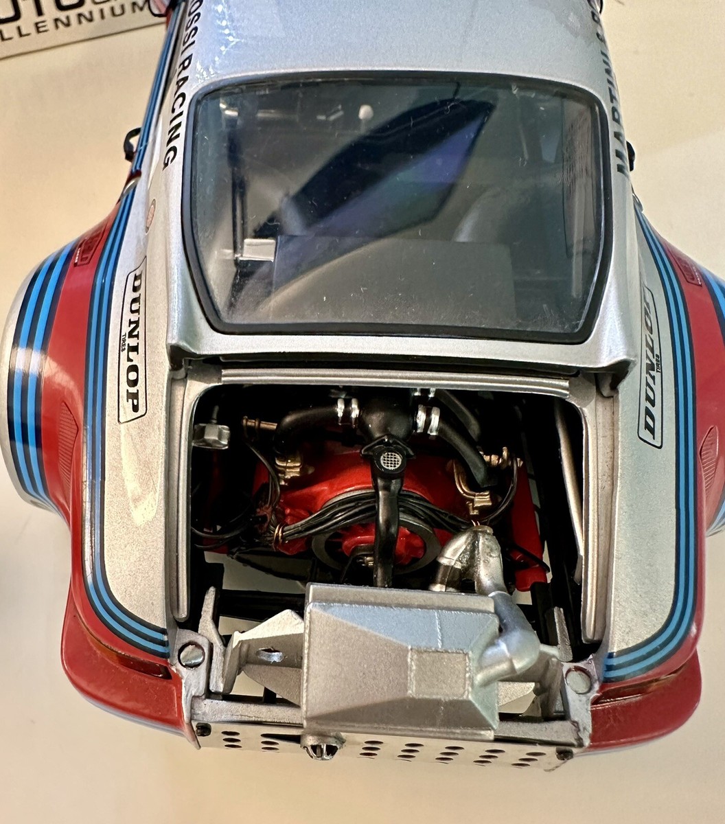AUTO ART MILLENNIUM PORSCHE 911 CARRERA RSR TURBO 2.1 WATKINS GLE