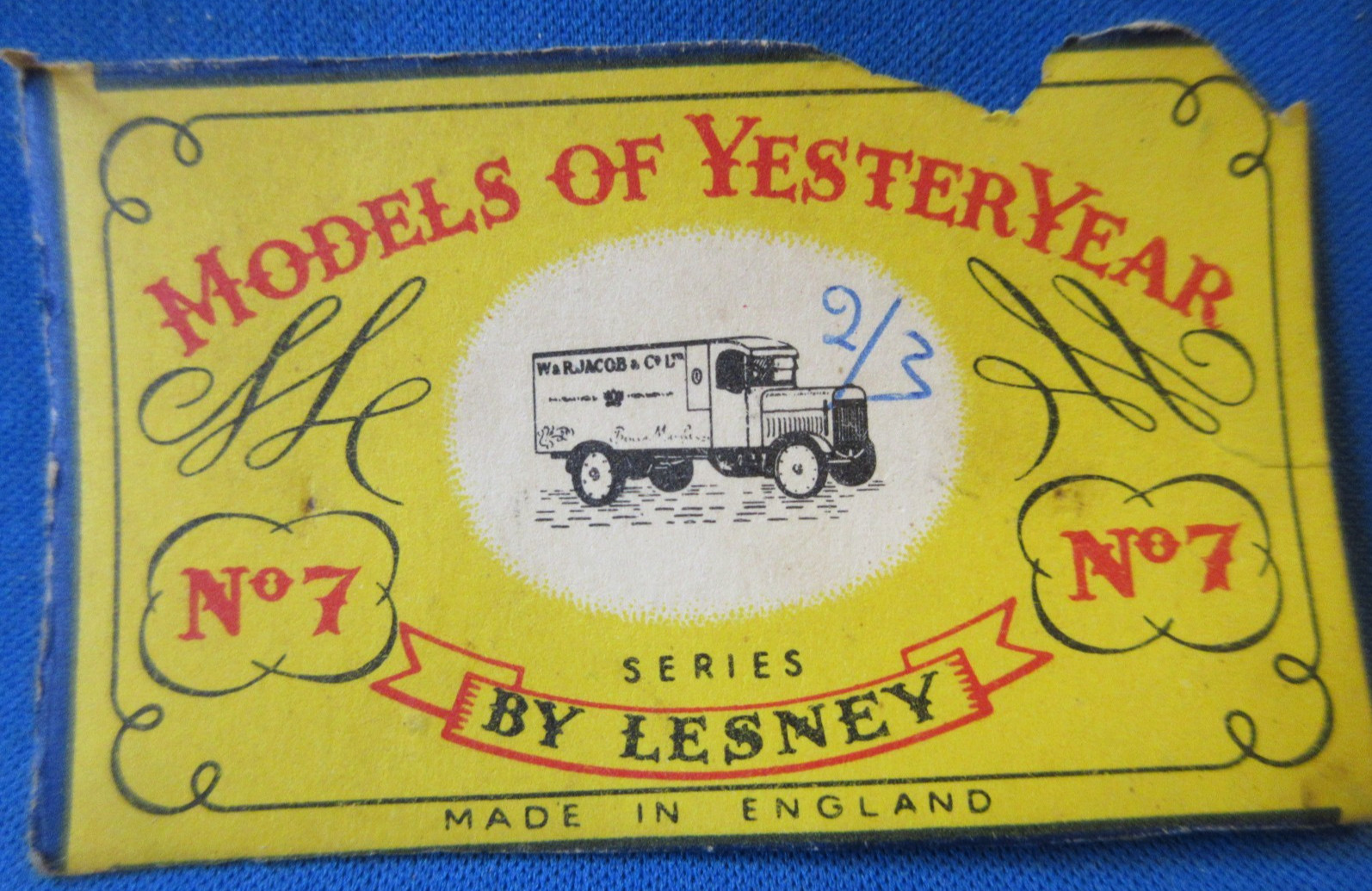 Matchbox Yesteryear Y7, Leyland 4 Ton Van - Free Price Guide & Review