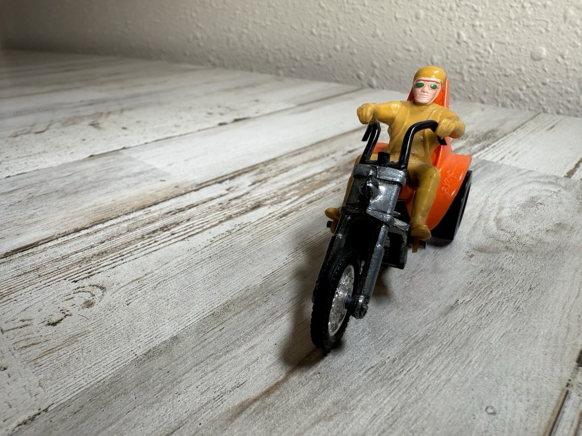 Vtg 1971 RRRumblers Rumblers Hot Wheels Torque Chop Trike Yellow