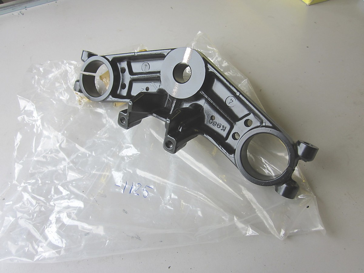 Kawasaki ZX1000 RX GPZ 1000 A1 Ninja Steering Head Fork Holder
