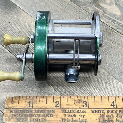 Vintage Shakespeare Wonder Reel Model FH 1921 D Fishing Reel Level