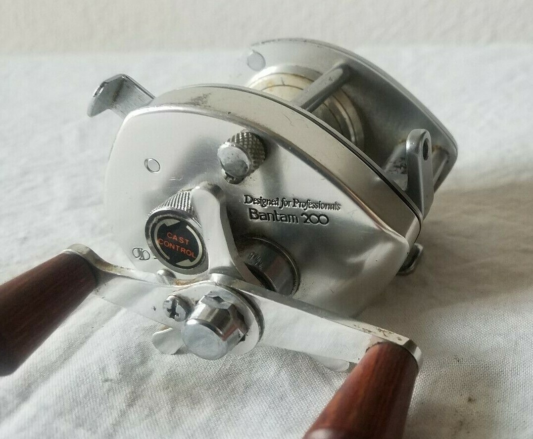Rare Vintage Shimano Bantam Professional 200 Baitcasting Reel