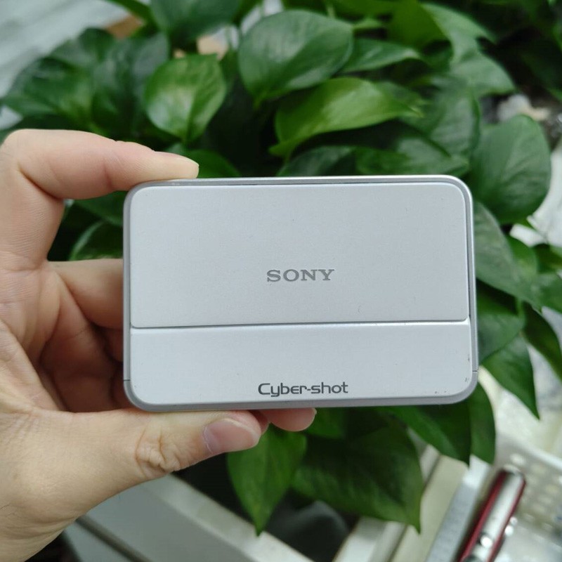 Sony Cyber Shot DSC-T2 8.1MP 3x Vintage Compact Digital Camera