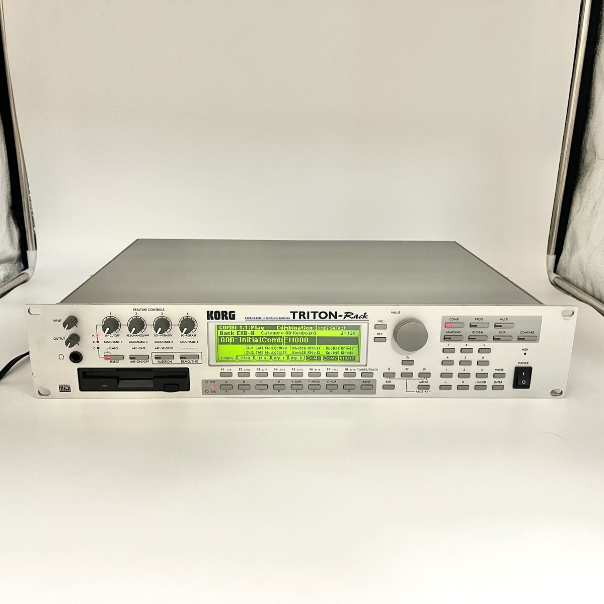 KORG TRITON RACK Sound Module Synth Synthesizer Sampler Used