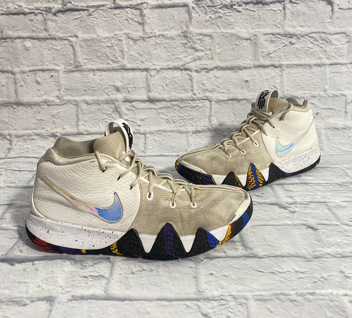 Nike Kyrie 4 NCAA March Madness White Multicolor [943806-104
