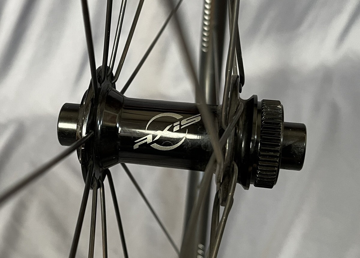 Specialized Axis / DT Swiss R470db Gravel Wheelset 700c 142